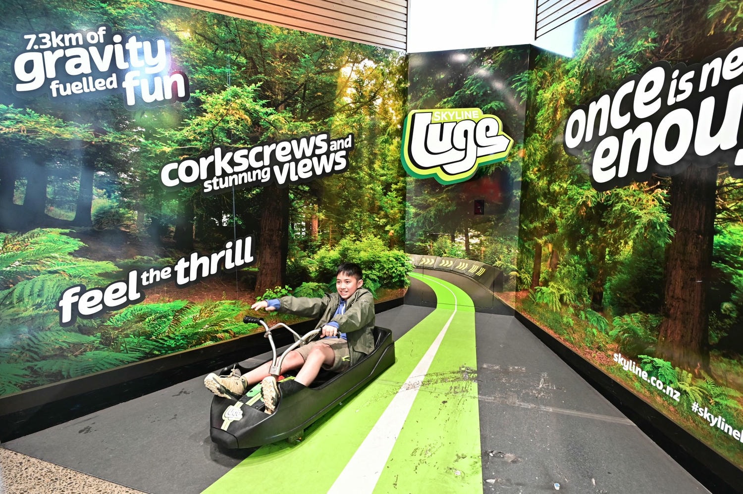 紐西蘭自助旅行。紐西蘭北島羅托魯瓦Rotorua Skyline & Luge 觀光纜車與小雪橇滑板車,世界上最長的Luge賽道 - 第2張圖