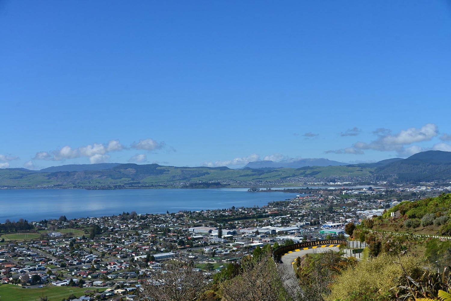 紐西蘭自助旅行。紐西蘭北島羅托魯瓦Rotorua Skyline & Luge 觀光纜車與小雪橇滑板車,世界上最長的Luge賽道 - 第18張圖