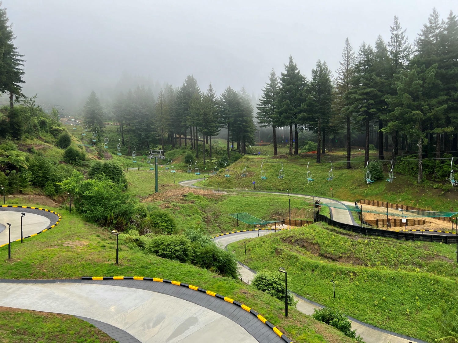 紐西蘭自助旅行。紐西蘭北島羅托魯瓦Rotorua Skyline & Luge 觀光纜車與小雪橇滑板車,世界上最長的Luge賽道 - 第12張圖