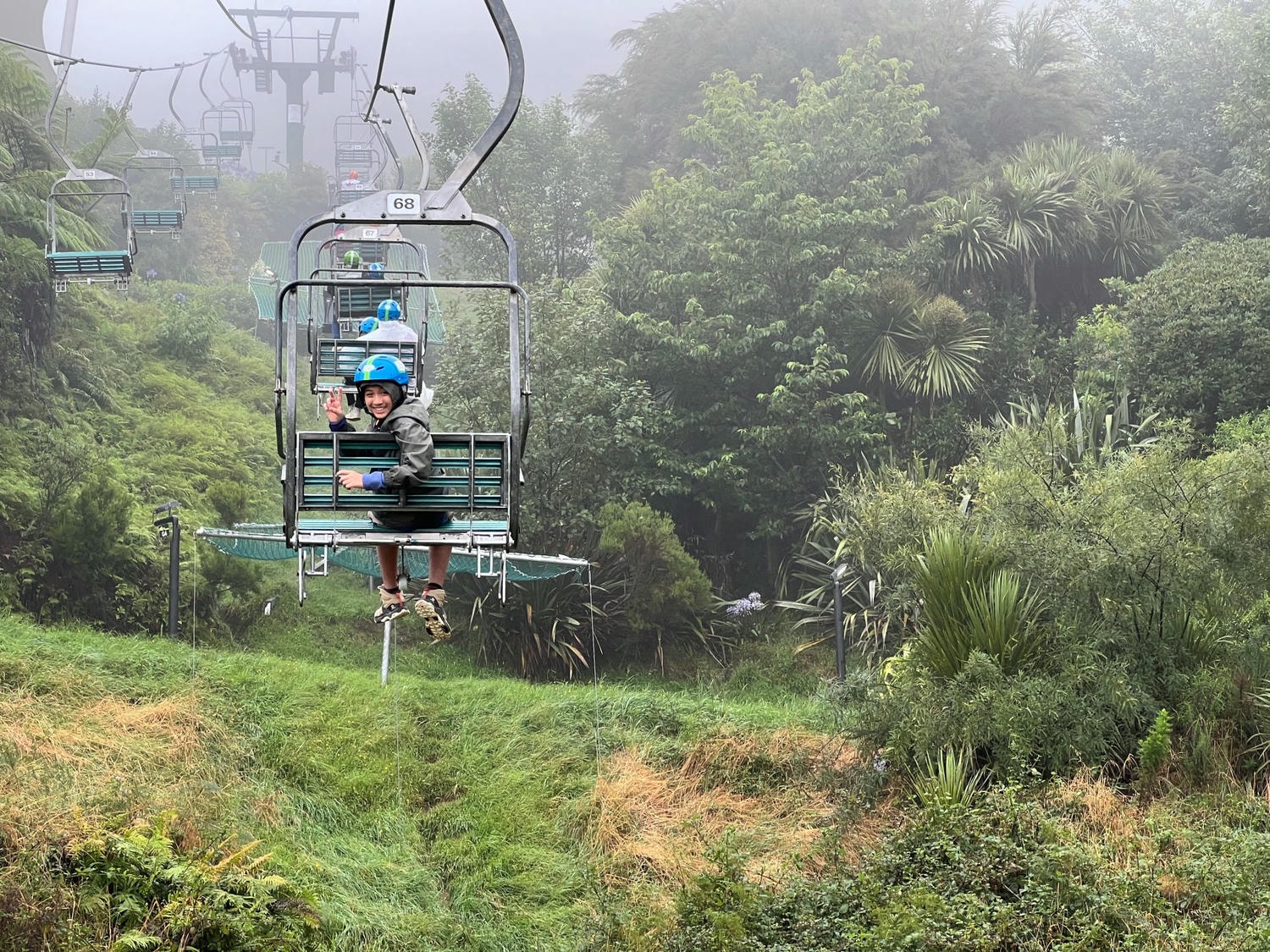 紐西蘭自助旅行。紐西蘭北島羅托魯瓦Rotorua Skyline & Luge 觀光纜車與小雪橇滑板車,世界上最長的Luge賽道 - 第14張圖
