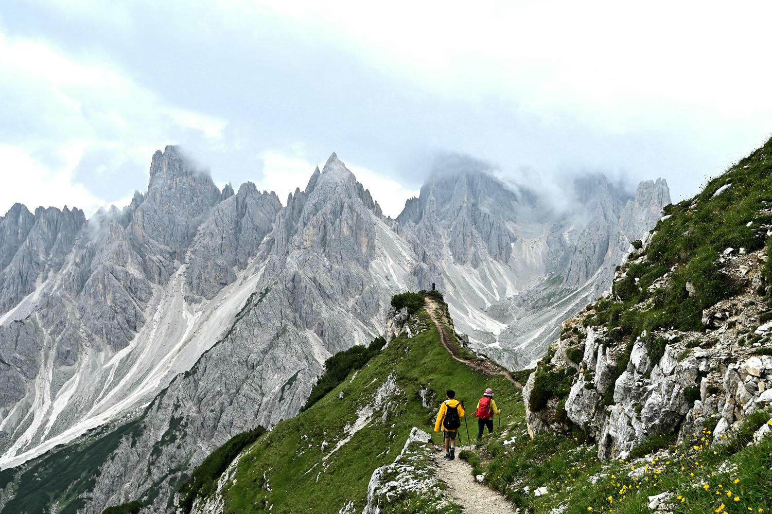 義大利。多洛米蒂Dolomites,Cadini di Misurina Viewpoint健行,真實版魔多之塔Towers of Mordor! - 第13張圖