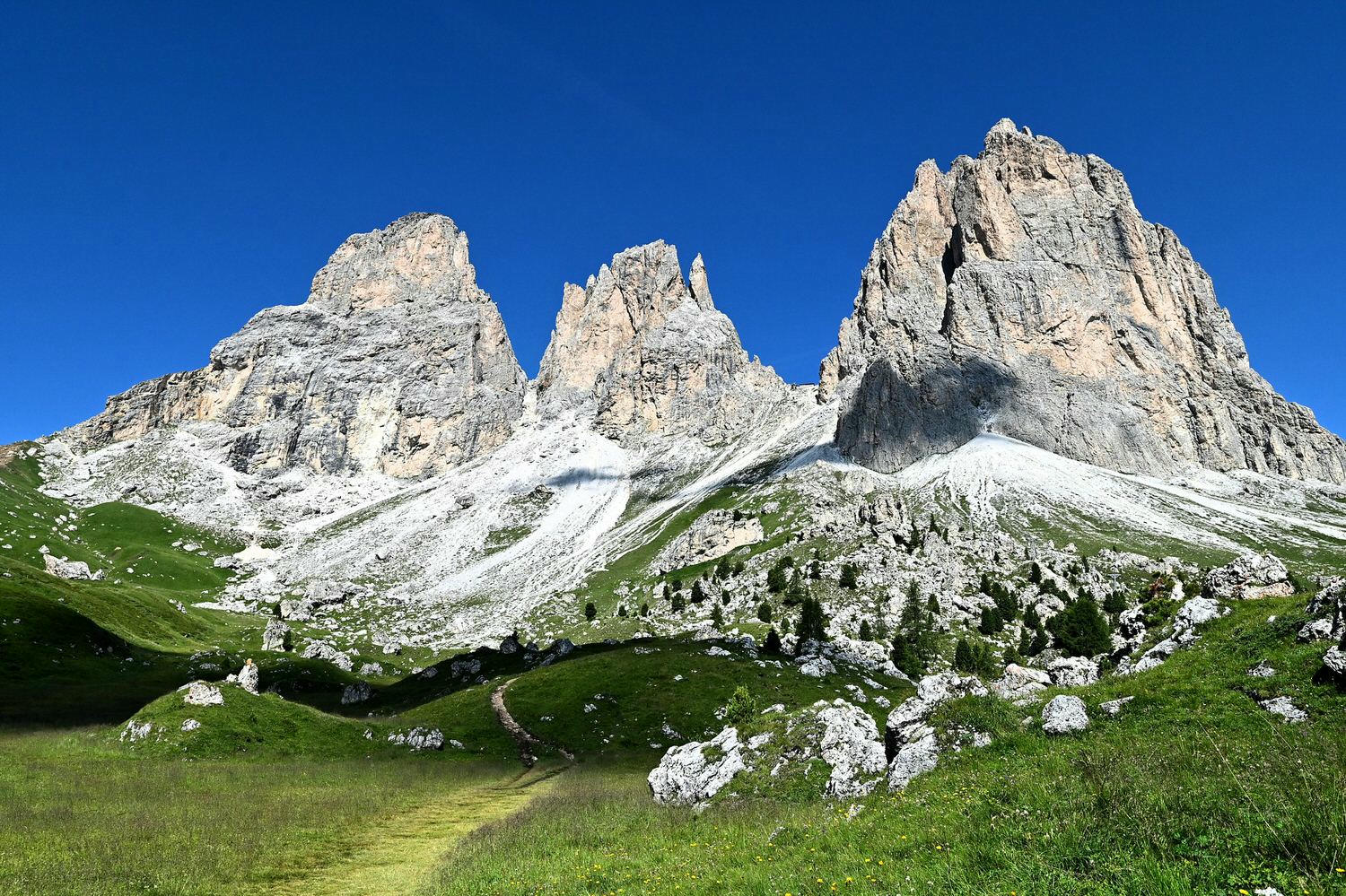 義大利。Dolomites多洛米蒂Val Gardena經典健行步道,Sassolungo環線 - 第7張圖