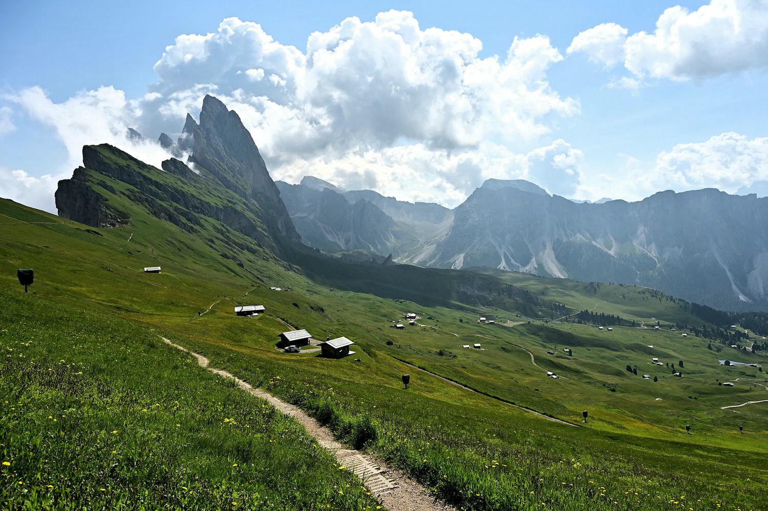 義大利。 Dolomites多洛米蒂健行路線推薦-從Seceda到Col Raiser,輕鬆健行世界遺產美景,幾乎無上坡 - 第6張圖