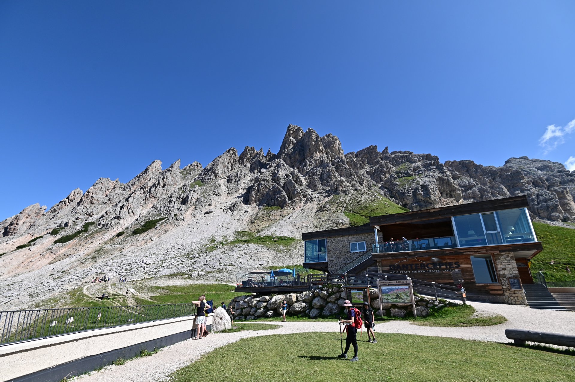 義大利。Dolomites多洛米蒂,Val Gardena地區交通攻略!用Gardena Card暢遊Val Gardena地區18條纜車路線,搭公車飽覽Val Gardena地區美景! - 第48張圖
