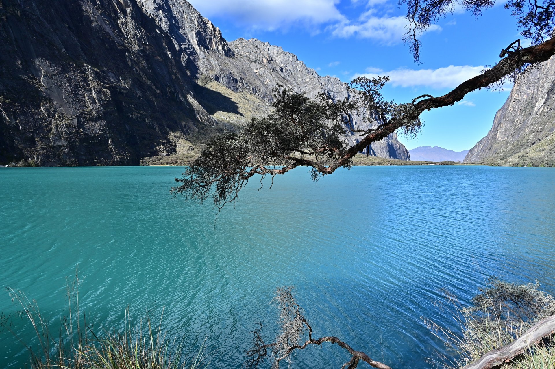 祕魯瓦拉斯 Laguna 69 │69湖一日健行攻略：交通、路線與注意事項