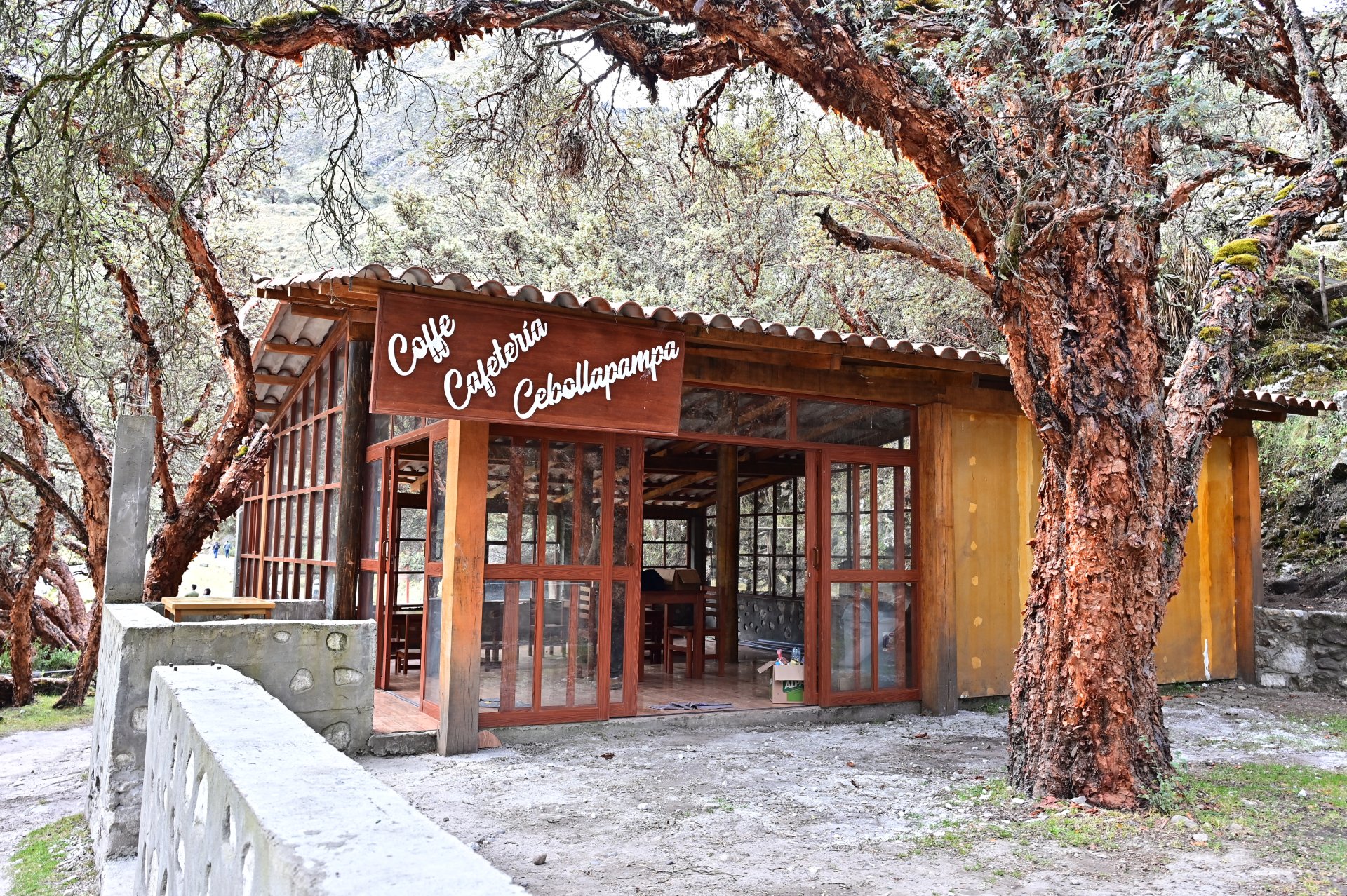 祕魯瓦拉斯 Laguna 69 │69湖一日健行攻略：交通、路線與注意事項