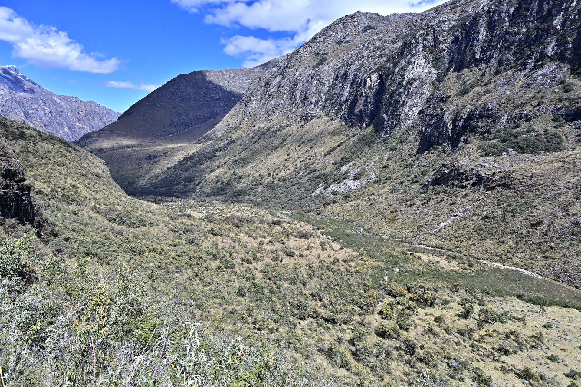 祕魯瓦拉斯 Laguna 69 │69湖一日健行攻略：交通、路線與注意事項