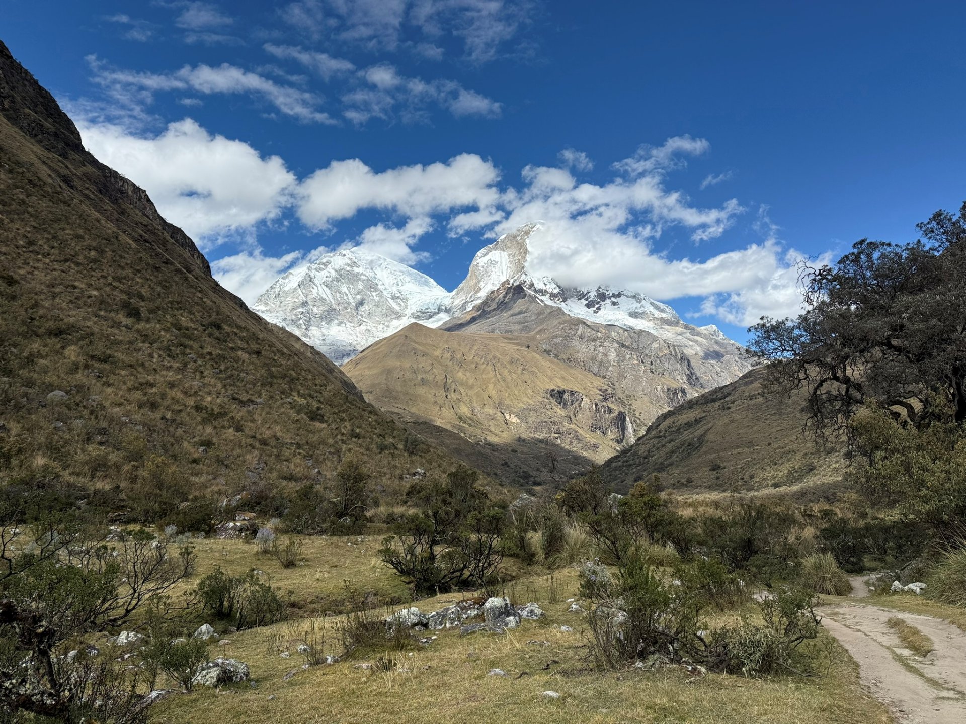 祕魯瓦拉斯 Laguna 69 │69湖一日健行攻略：交通、路線與注意事項