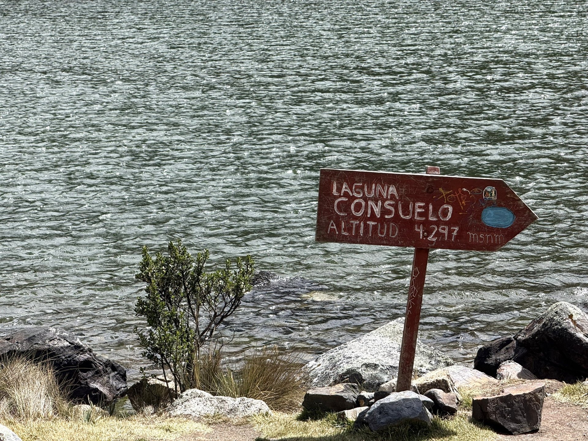 祕魯瓦拉斯 Laguna 69 │69湖一日健行攻略：交通、路線與注意事項