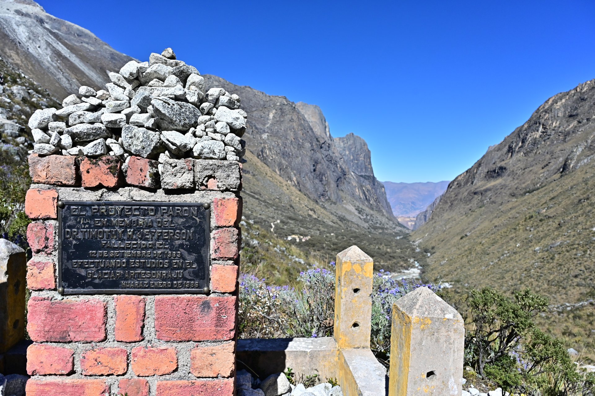 祕魯瓦拉斯必去！帕龍湖 Laguna Parón 自由行攻略：交通、步道、觀景點