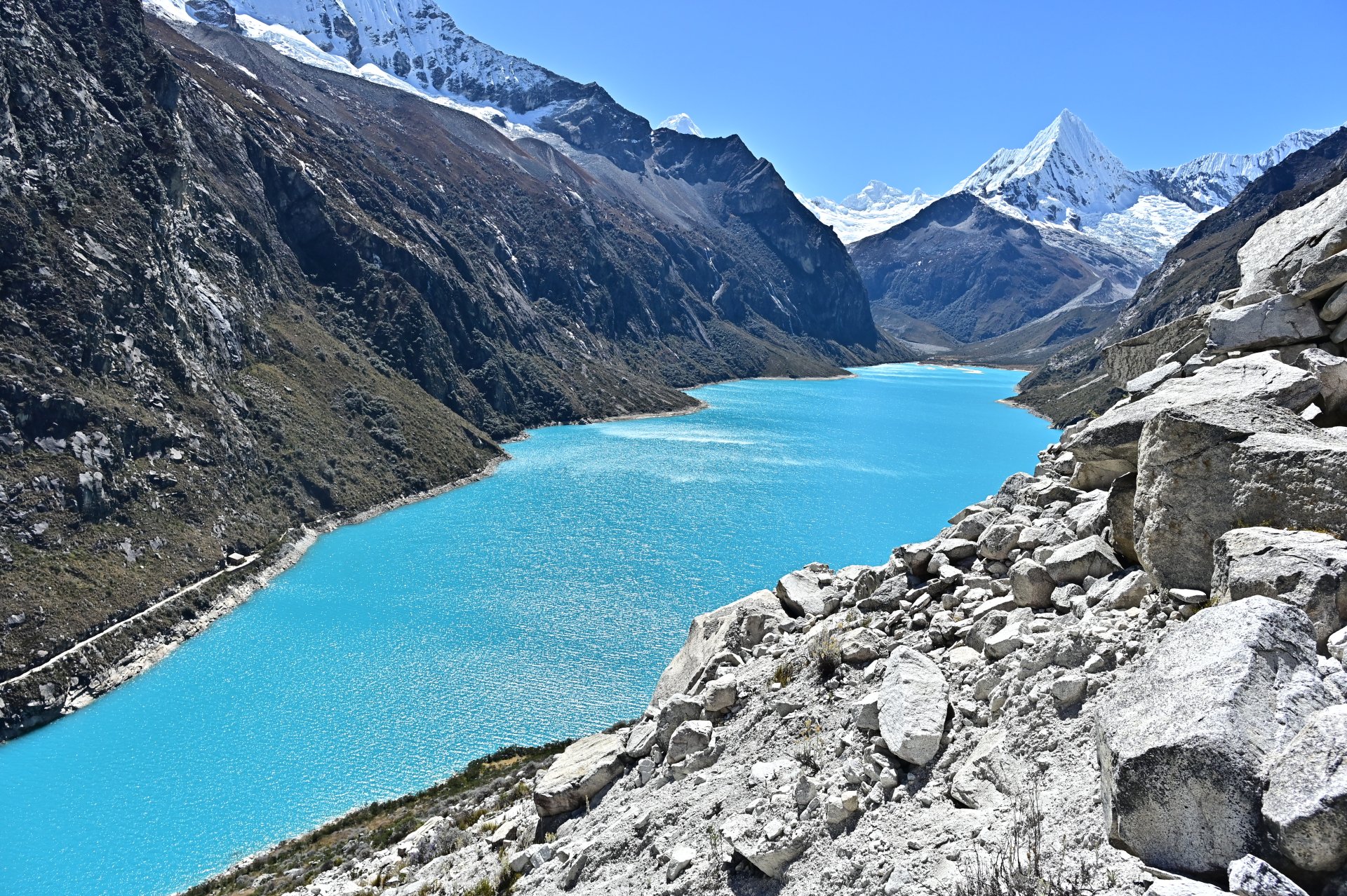 祕魯瓦拉斯必去！帕龍湖 Laguna Parón 自由行攻略：交通、步道、觀景點