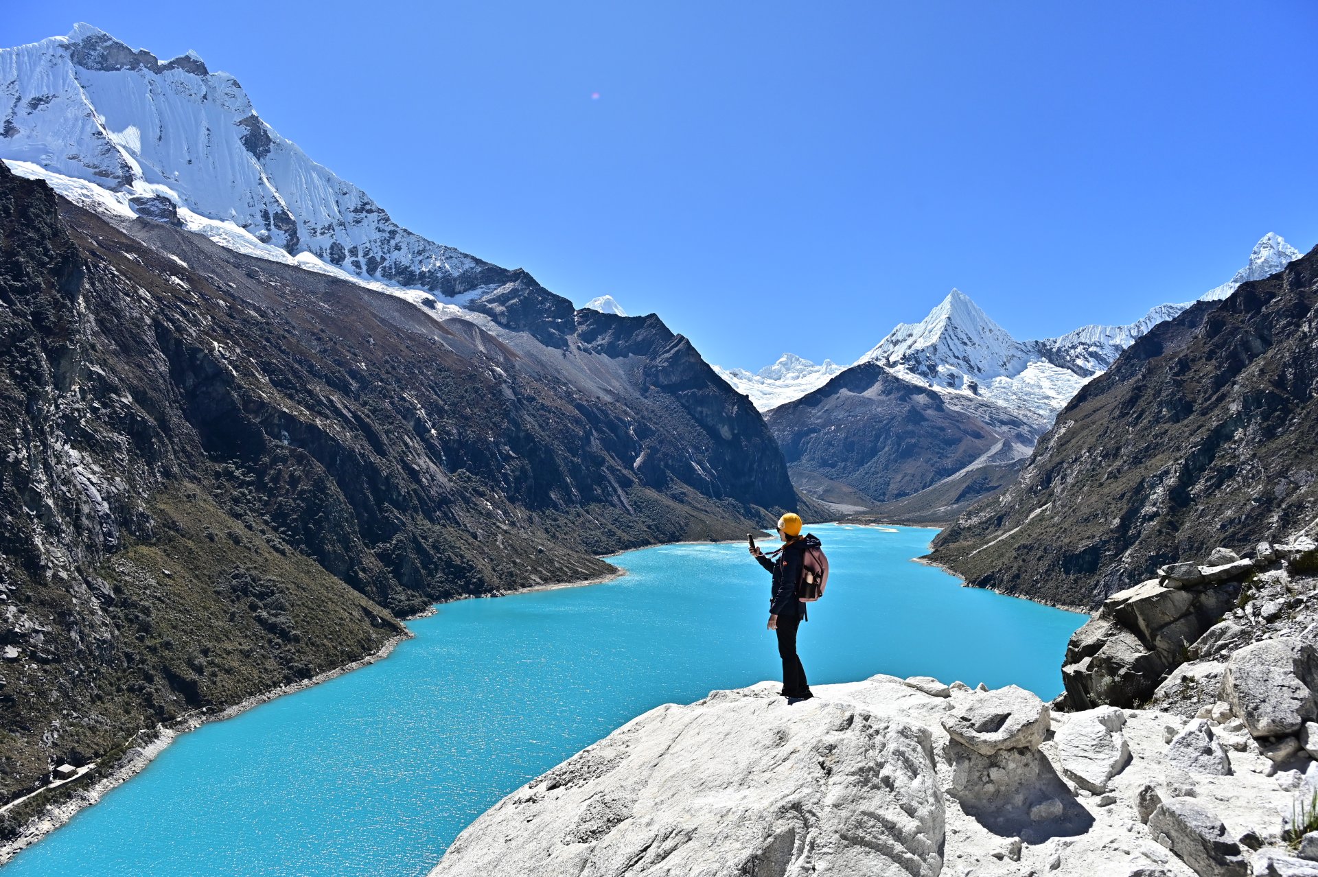 祕魯瓦拉斯必去！帕龍湖 Laguna Parón 自由行攻略：交通、步道、觀景點
