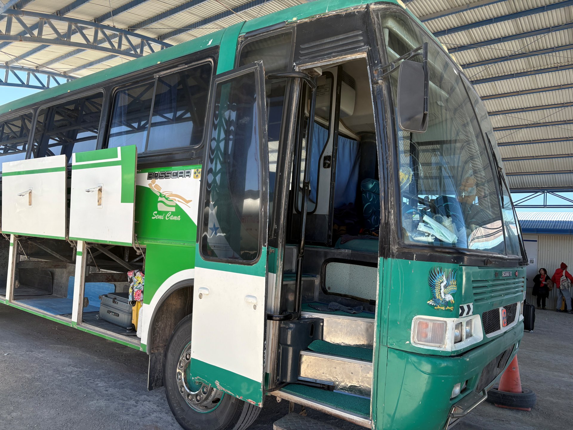 玻利維亞 Uyuni 經 Ollagüe 入境智利攻略|Hito Cajón 之外的替代路線(含 Calama 轉車 阿卡塔馬交通) - 第7張圖 玻利維亞 Uyuni 經 Ollagüe 入境智利攻略|Hito Cajón 之外的替代路線(含 Calama 轉車 阿卡塔馬交通)