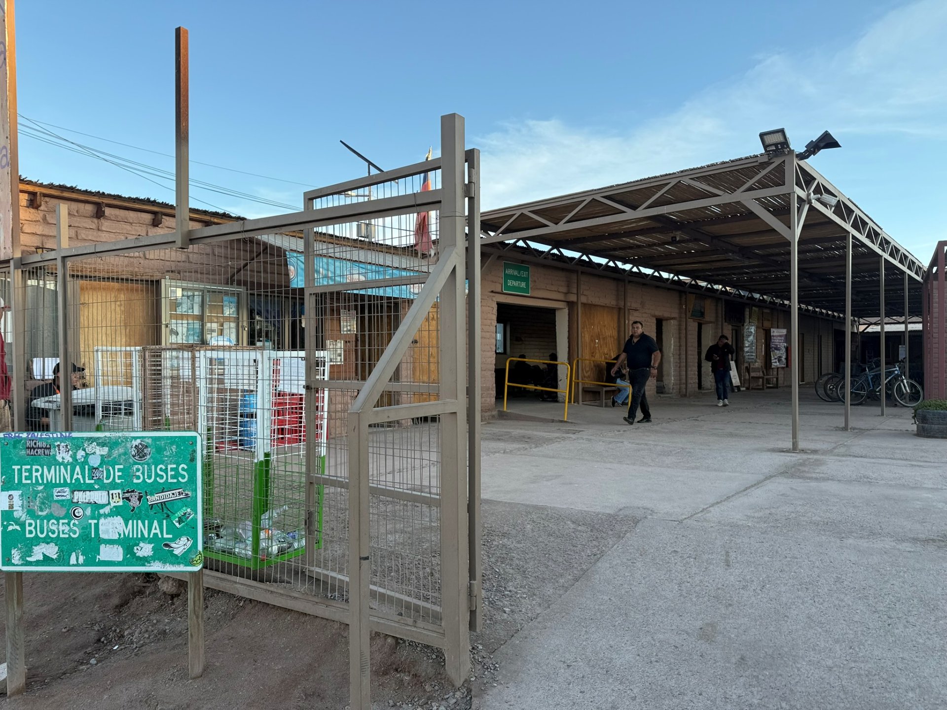 玻利維亞 Uyuni 經 Ollagüe 入境智利攻略|Hito Cajón 之外的替代路線(含 Calama 轉車 阿卡塔馬交通) - 第25張圖 玻利維亞 Uyuni 經 Ollagüe 入境智利攻略|Hito Cajón 之外的替代路線(含 Calama 轉車 阿卡塔馬交通)