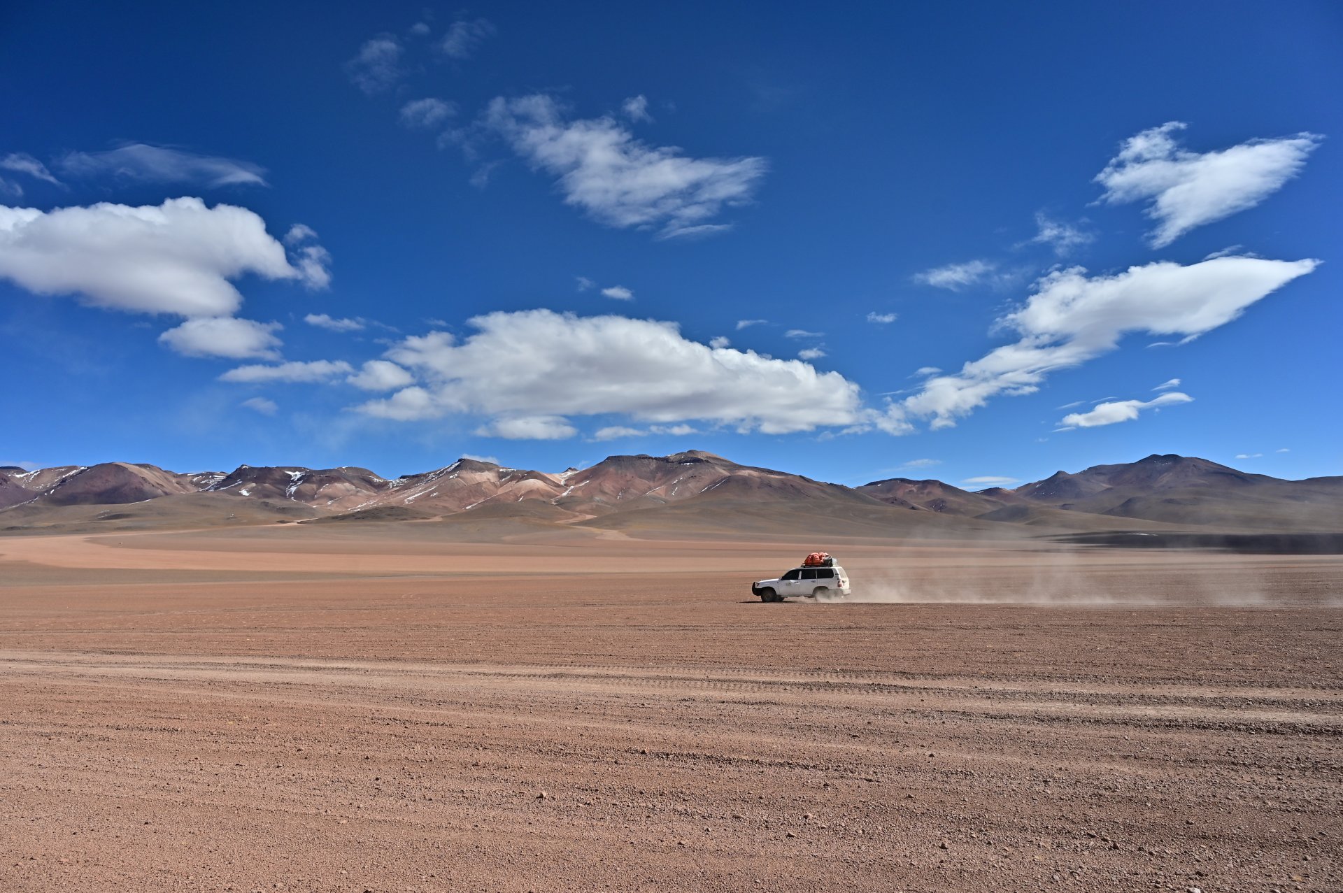 玻利維亞。Uyuni 烏尤尼鹽湖三日團到阿塔卡馬 Atacama超完整攻略！路線介紹、旅行社選擇、注意事項