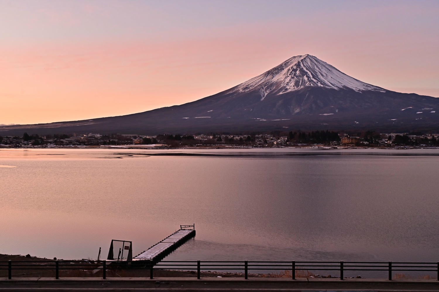 河口湖住宿推薦|夢見る河口湖:房內直看富士山倒影的高CP值湖景住宿 - 第7張圖 河口湖住宿推薦|夢見る河口湖:房內直看富士山倒影的高CP值湖景住宿